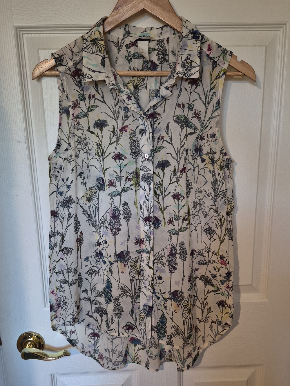 H&M Wildflower Botanical Print Button Down Blouse - Size 6